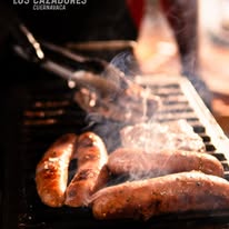 Salchichas a la parrilla